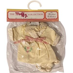 Muffy VanderBear The Boudoir Collection Cream Robe Slippers 1994 NIP Vintage
